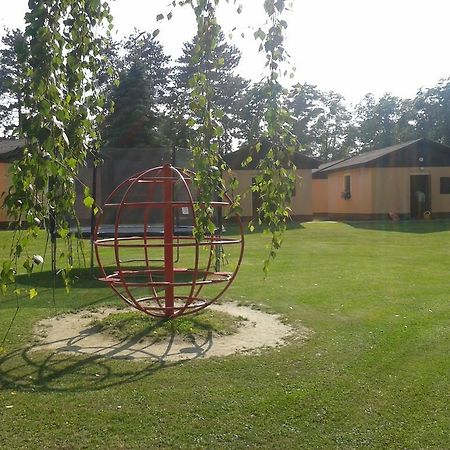Sportcentrum Dvorak Villa Hluboká nad Vltavou Екстериор снимка