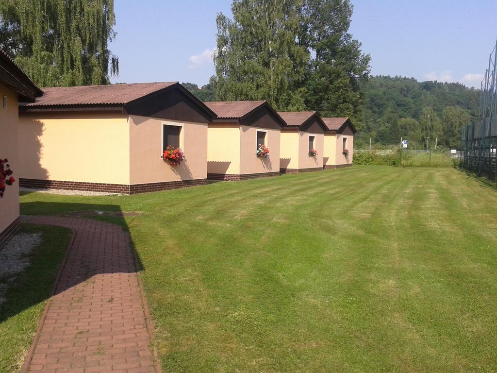 Sportcentrum Dvorak Villa Hluboká nad Vltavou Екстериор снимка