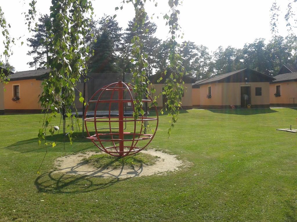 Sportcentrum Dvorak Villa Hluboká nad Vltavou Екстериор снимка